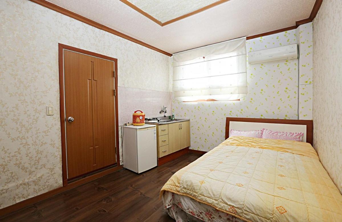 Taean Gaetyeowool Pension Номер фото