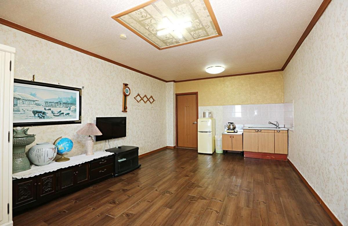 Taean Gaetyeowool Pension Номер фото