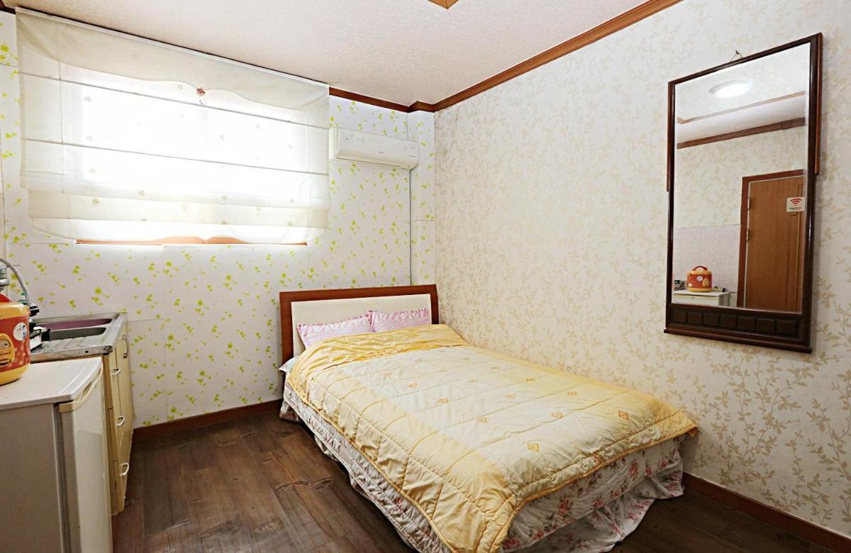 Taean Gaetyeowool Pension Номер фото